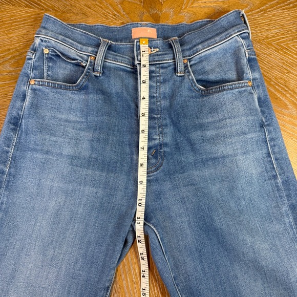 Mother High Waisted Hiker Hover Jeans in Across the Finnish Line Size 26 - Picture 12 of 14